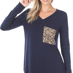 LONG SLEEVE V-NECK LEOPARD PRINT POCKET TOP Navy NWT